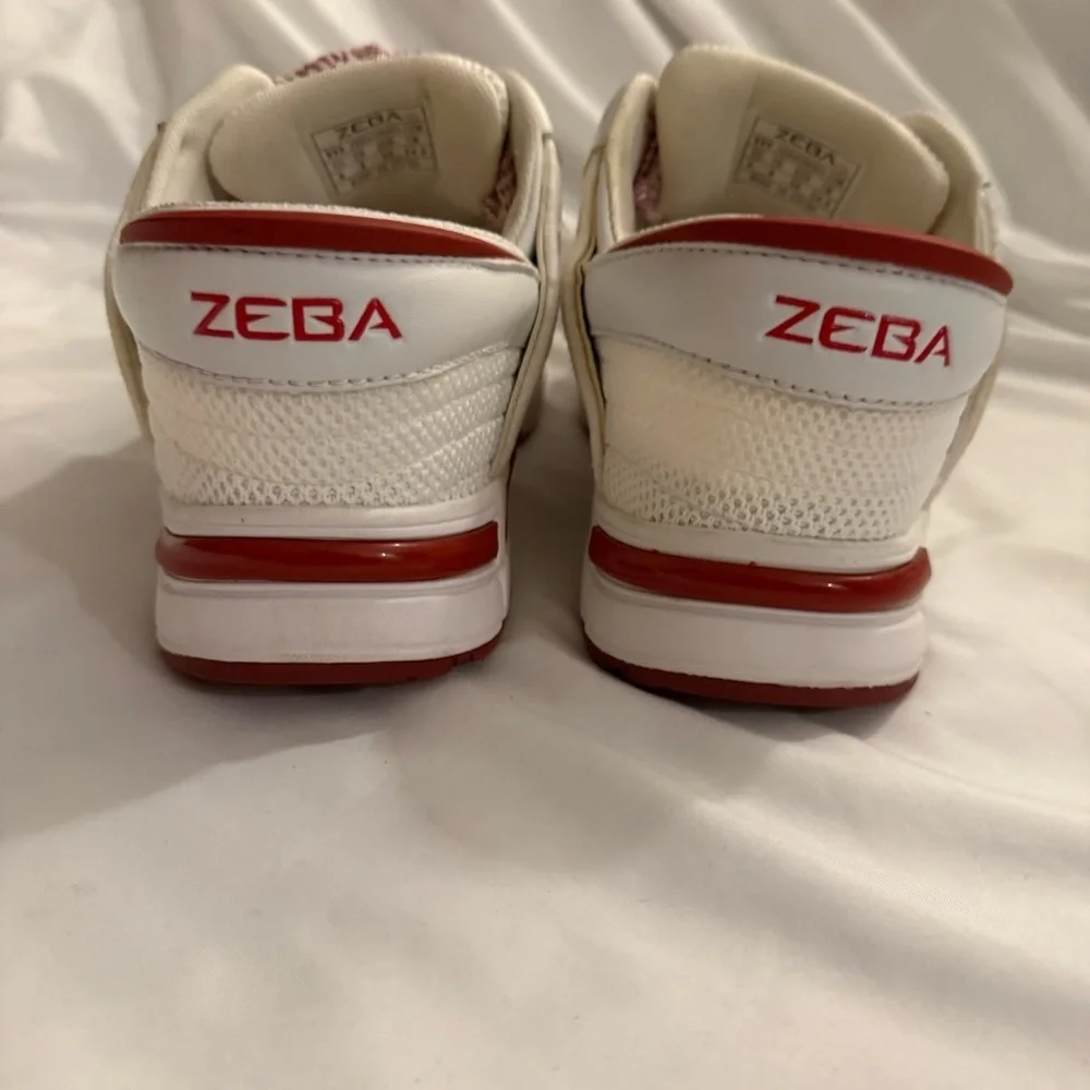 Like New Zeba Peppermint Hands Free Slip-On Walking Sneaker